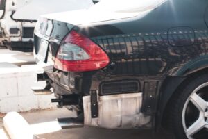 Kansas City, KS - Several Hurt in Rear-end Crash at I-670 & 7th St