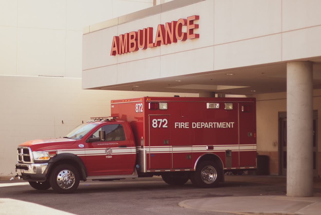 Mullinville, KS - Pedestrian Fatally Struck by Semi at US-54 & 10th Ave