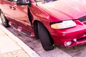 Leawood, KS - At Least One Hurt in Crash at Nall Ave & 139th Terr