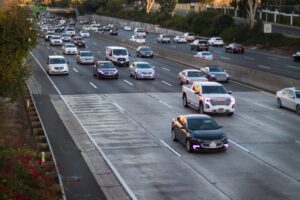 Overland Park, KS - I-435 & Quivira Road Crash Ends in Injury