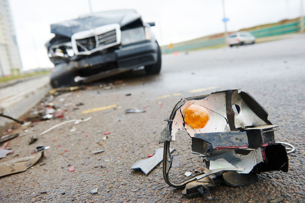 Topeka, KS – Multi-Vehicle Crash on U75 Injures Two People